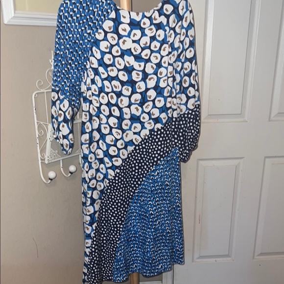 Chico's Asymmetrical Blue and White Sundress with 3/4 Cuffed Sleeves - Picture 6 of 7